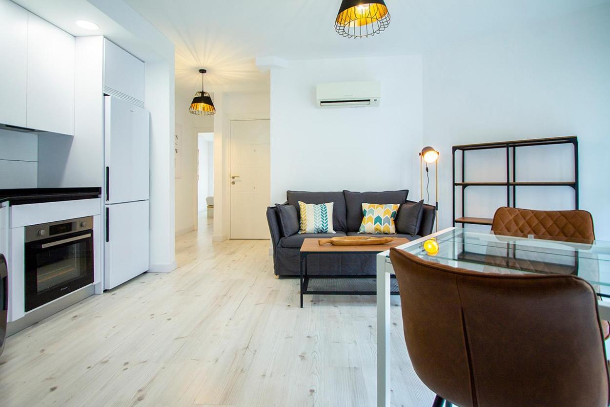 Apartament Cuatro Caminos Madryt