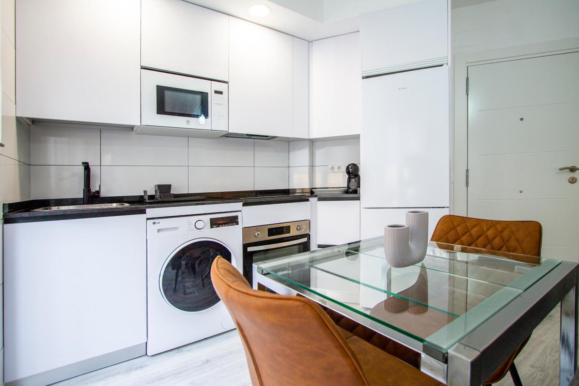 Apartament Cuatro Caminos Madryt